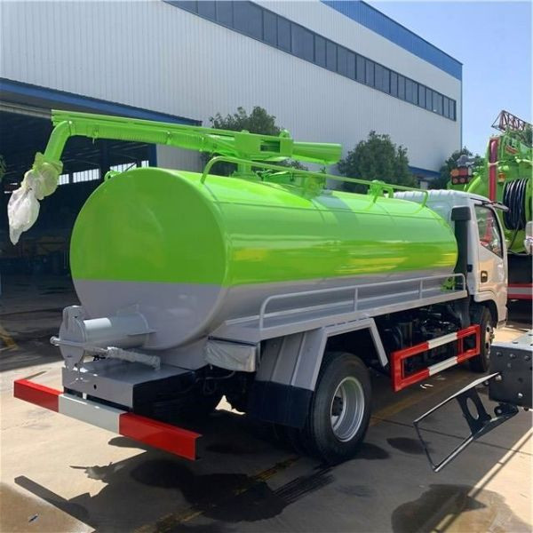 Suction Truck (4000 ltr storage) tank in delhi on rent