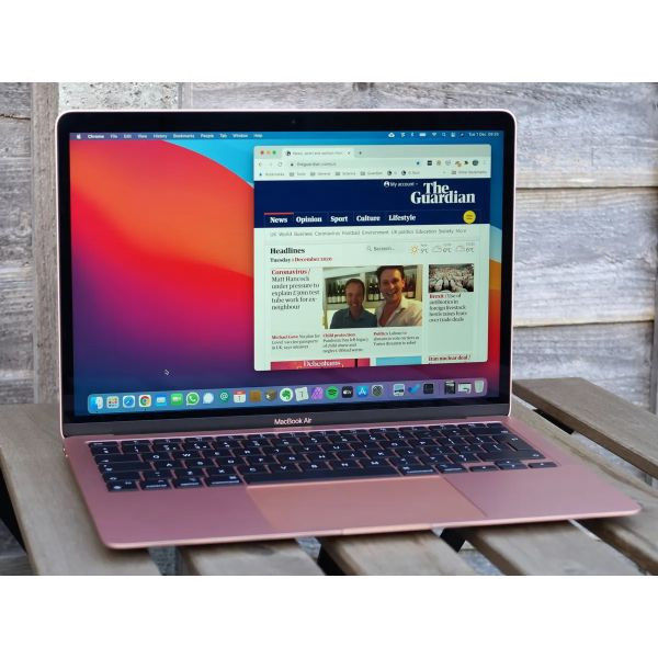 Macbook Pro M3 (18GB 512SSD 14 Inch) on rent