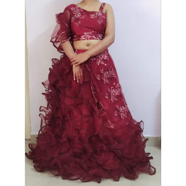 "Ravishing Red Designer Choli With Lehenga : Perfect for Engagement or Reception Party" on rent