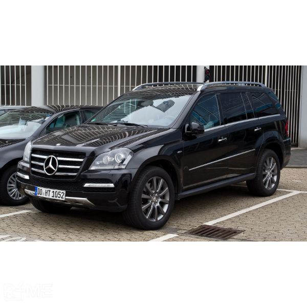 Mercedes GL350 on rent