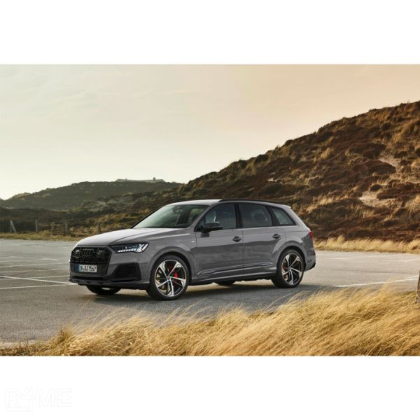 Audi Q7 on rent