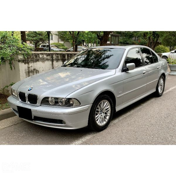 BMW 5 Series 530 on rent